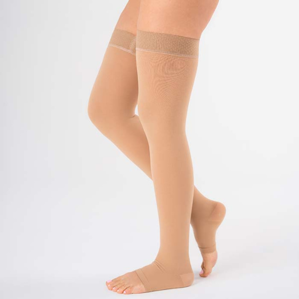 Чулки компрессионные с открытым носком, класс компрессии 1, на широкое бедро, укороченные, цвет бежевый, ТК.930 Evolution ТК.930.11SW  Evolution